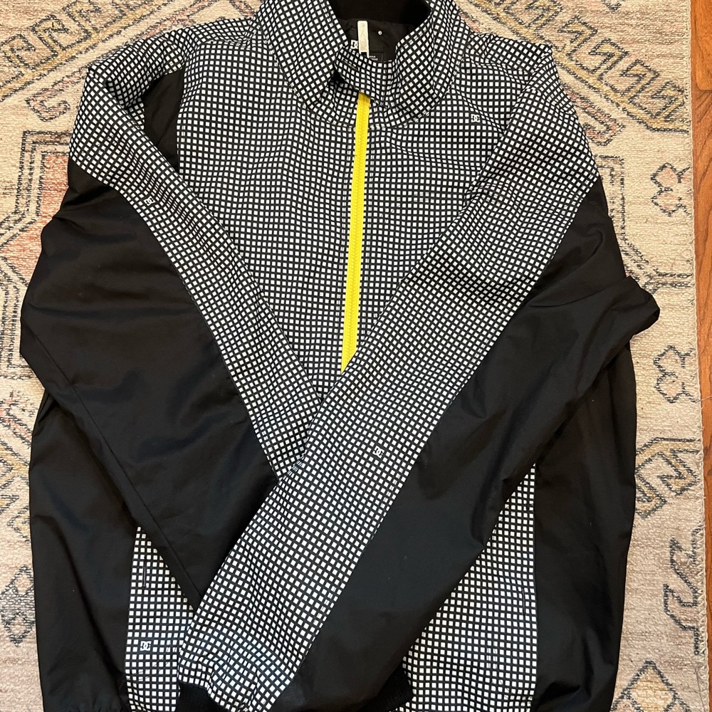 DC Black and White Grid Pattern SNOW Jacket Unisex? Women’s XL